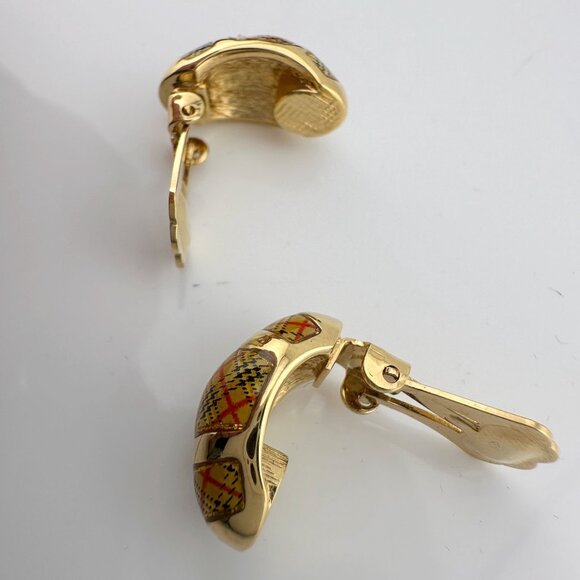 Burberrys of London Nova Check Clip On Earrings with Branded Dust Bag - Picture 10 of 14
